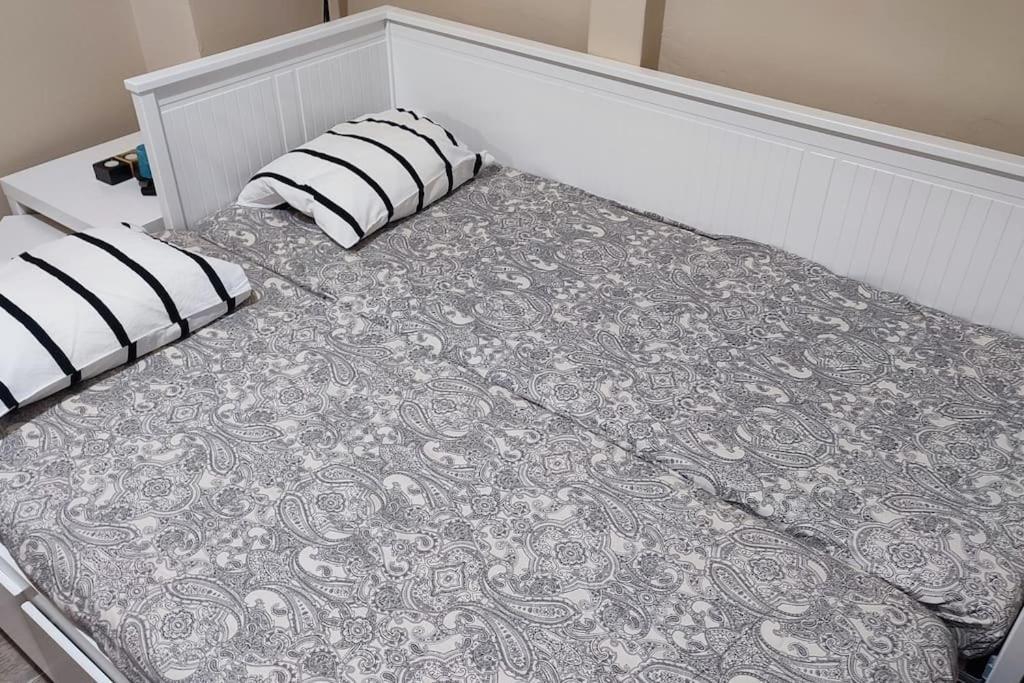 Kostas Appartment Tesalonika Bagian luar foto